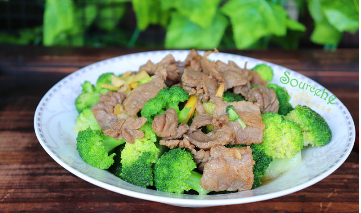 懒人减肥必学!专家曝“花椰菜炖牛肉”减糖食谱…简单6步秒完成插图 懒人减肥必学!专家曝“花椰菜炖牛肉”减糖食谱…简单6步秒完成插图