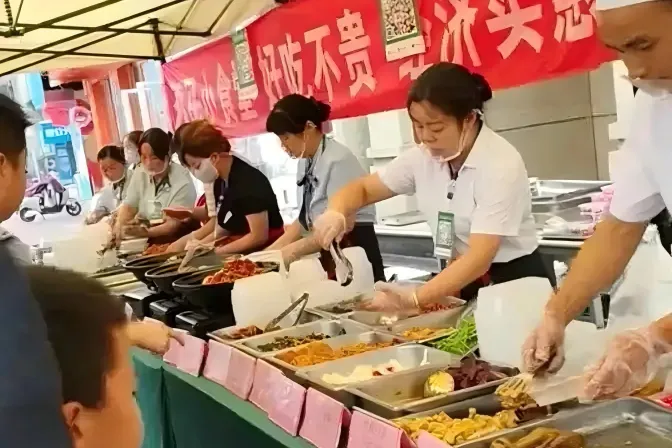 河北星级酒店餐饮外摆热潮火爆出圈插图2 河北星级酒店餐饮外摆热潮火爆出圈插图2